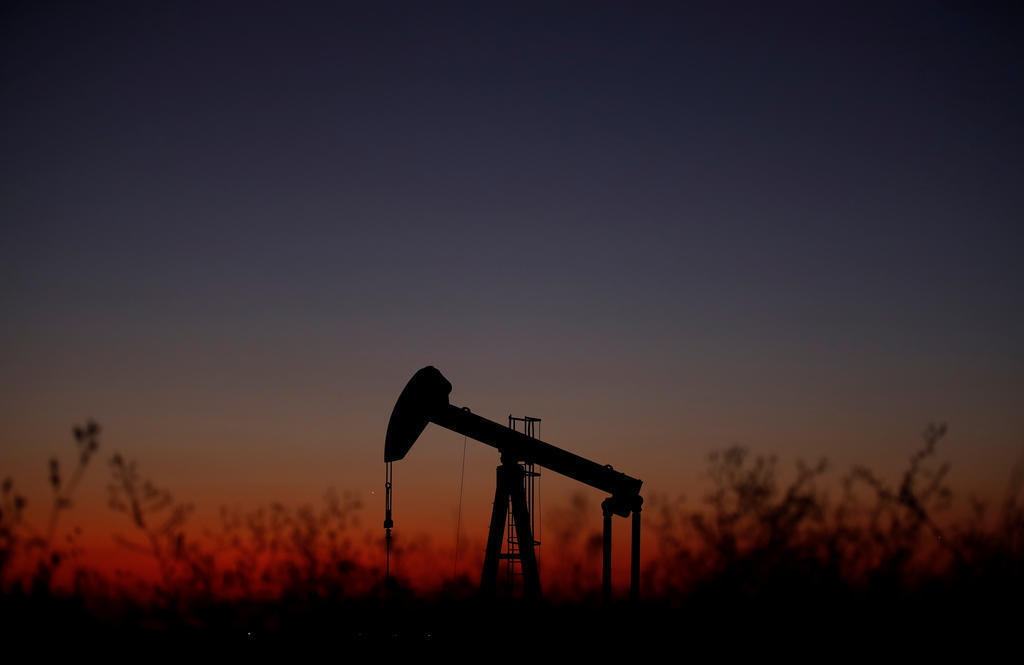 Oil prices drop amid fears of global economy slowdown