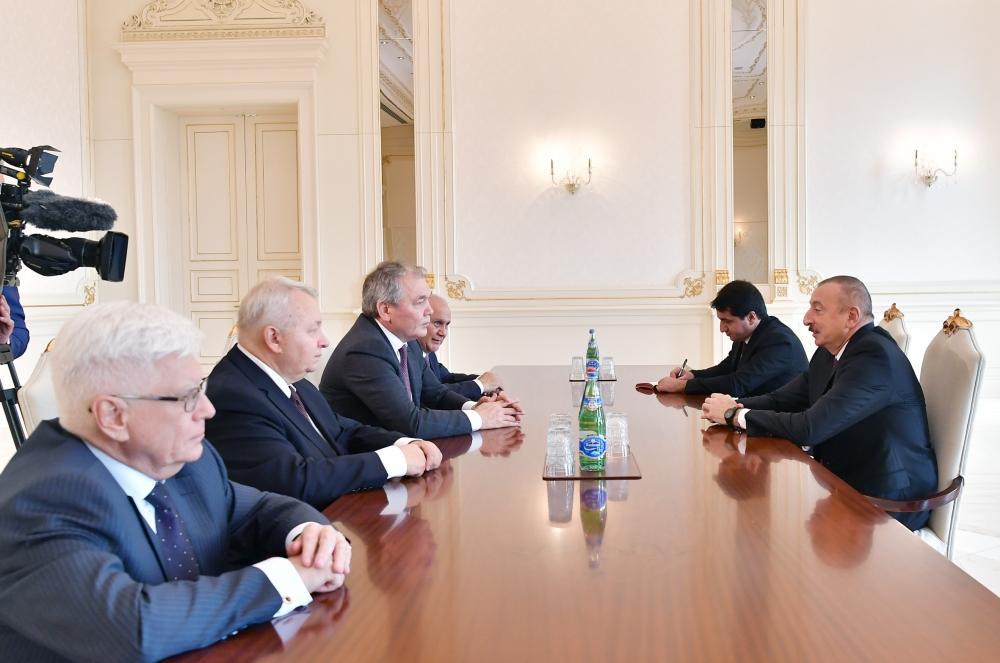 President Ilham Aliyev receives Russian delegation [UPDATE]