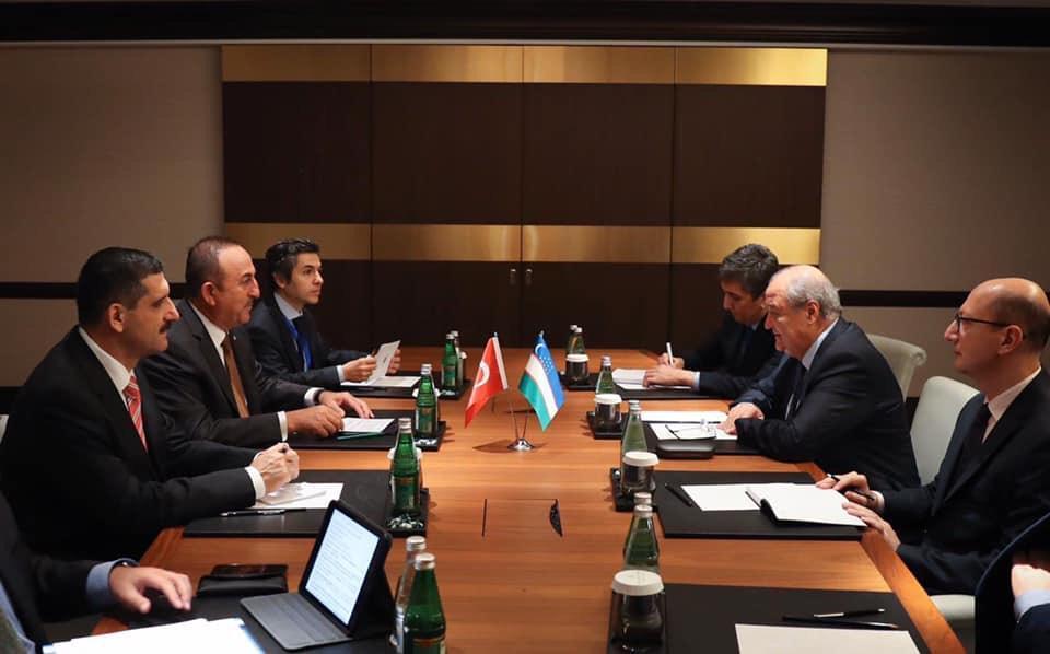 Turkish, Uzbek FMs discuss bilateral relations in Baku [PHOTO]