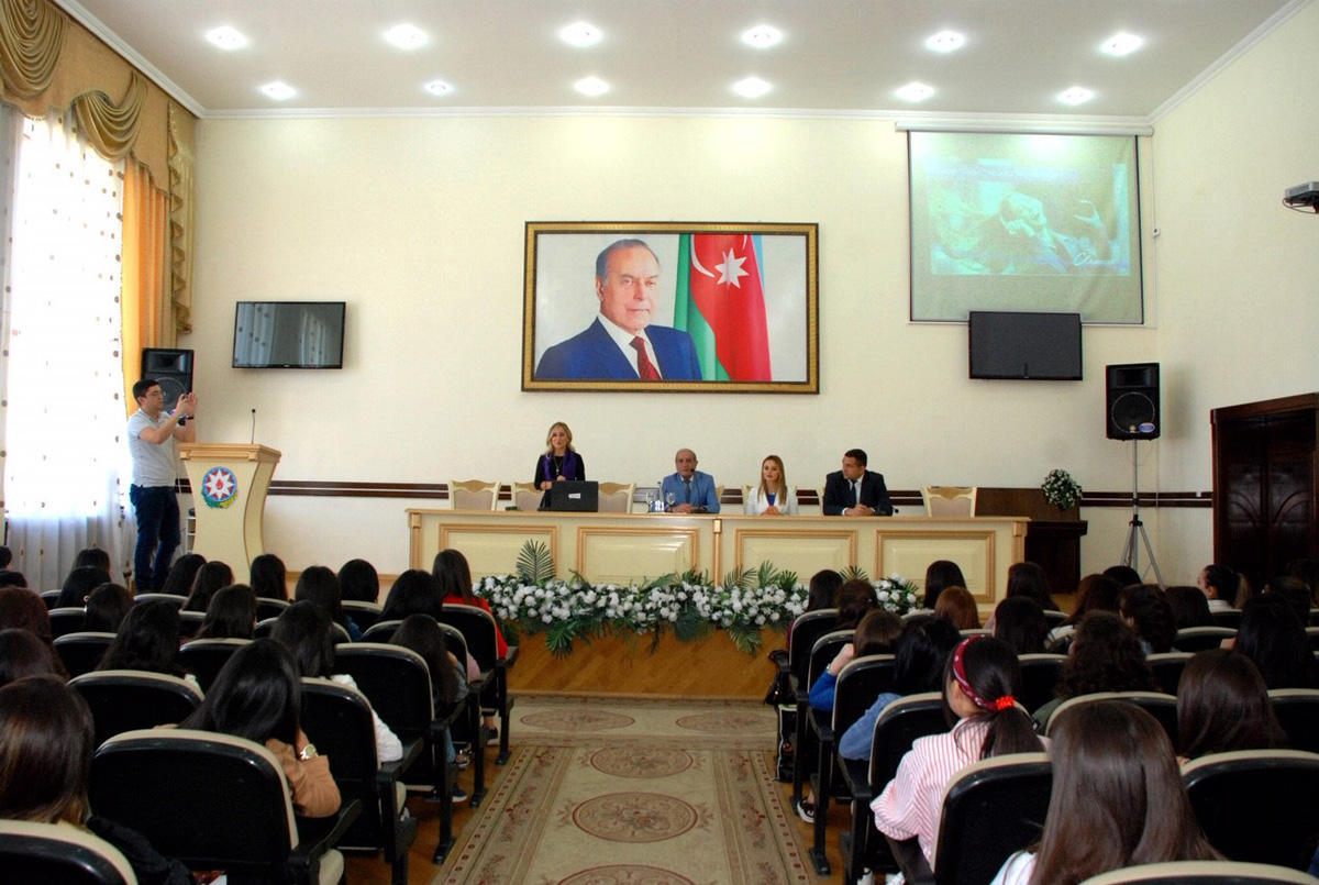 Azercell meets with students of regional universities [PHOTO]
