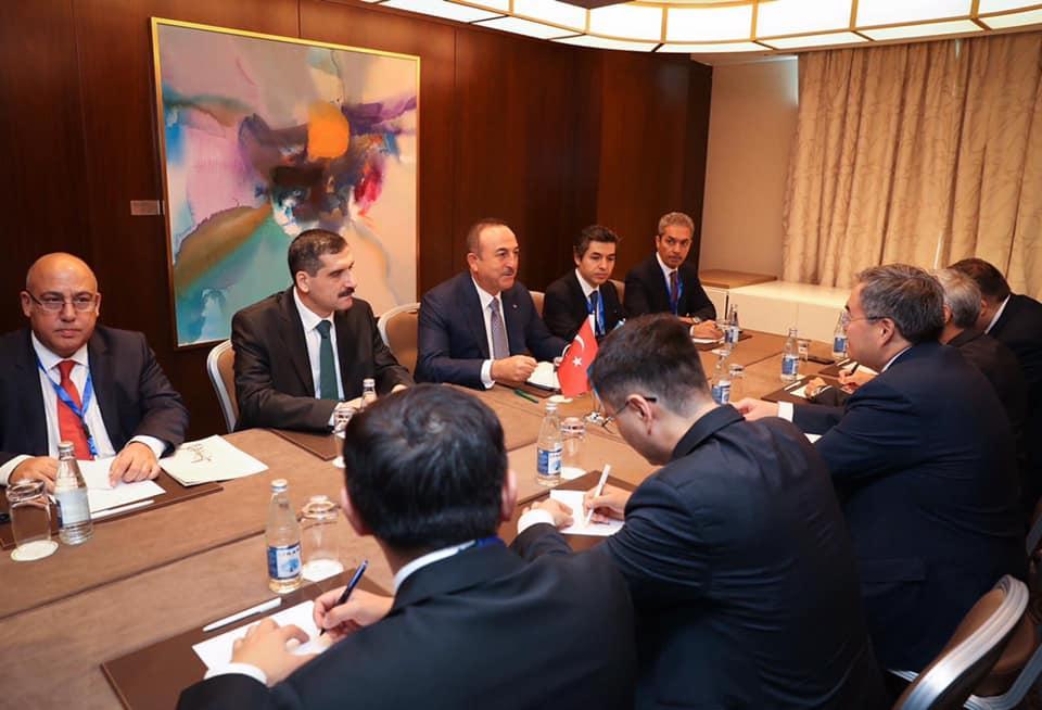 Turkish, Kazakh FMs meet on sidelines of Turkic Council summit in Baku
