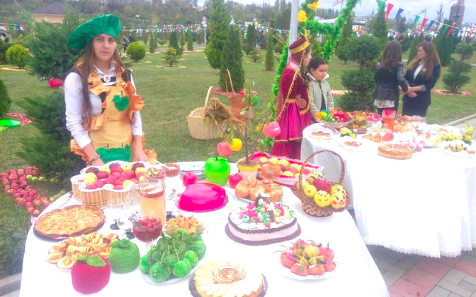 Dozens of farmers gather at Traditional Apple Festival [PHOTO/VIDEO]