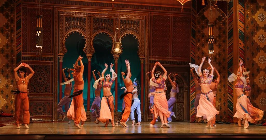 Scheherazade charms audience [PHOTO]