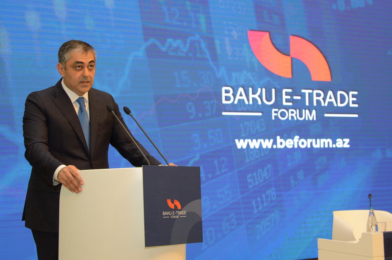 Azerbaijan to increase share of e-trade [PHOTO]
