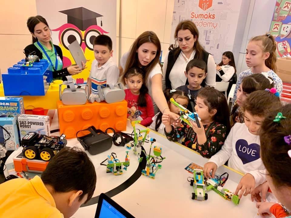 Roboday festival held in Baku [PHOTO]