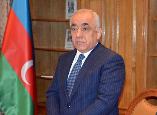 Azerbaijani PM holds talks with Russian counterpart