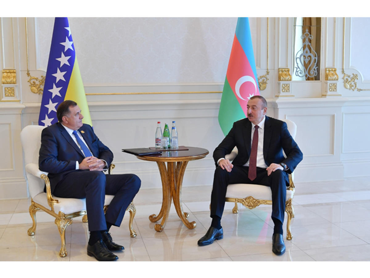 President Ilham Aliyev meets Chairman of Presidency of Bosnia and Herzegovina Milorad Dodik [UPDATE]