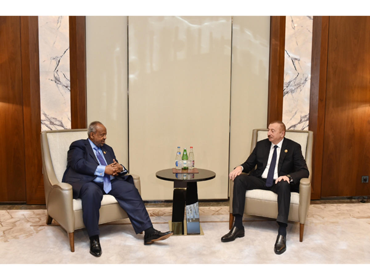 Ilham Aliyev meets Djiboutian President Ismail Omar Guelleh [UPDATE]