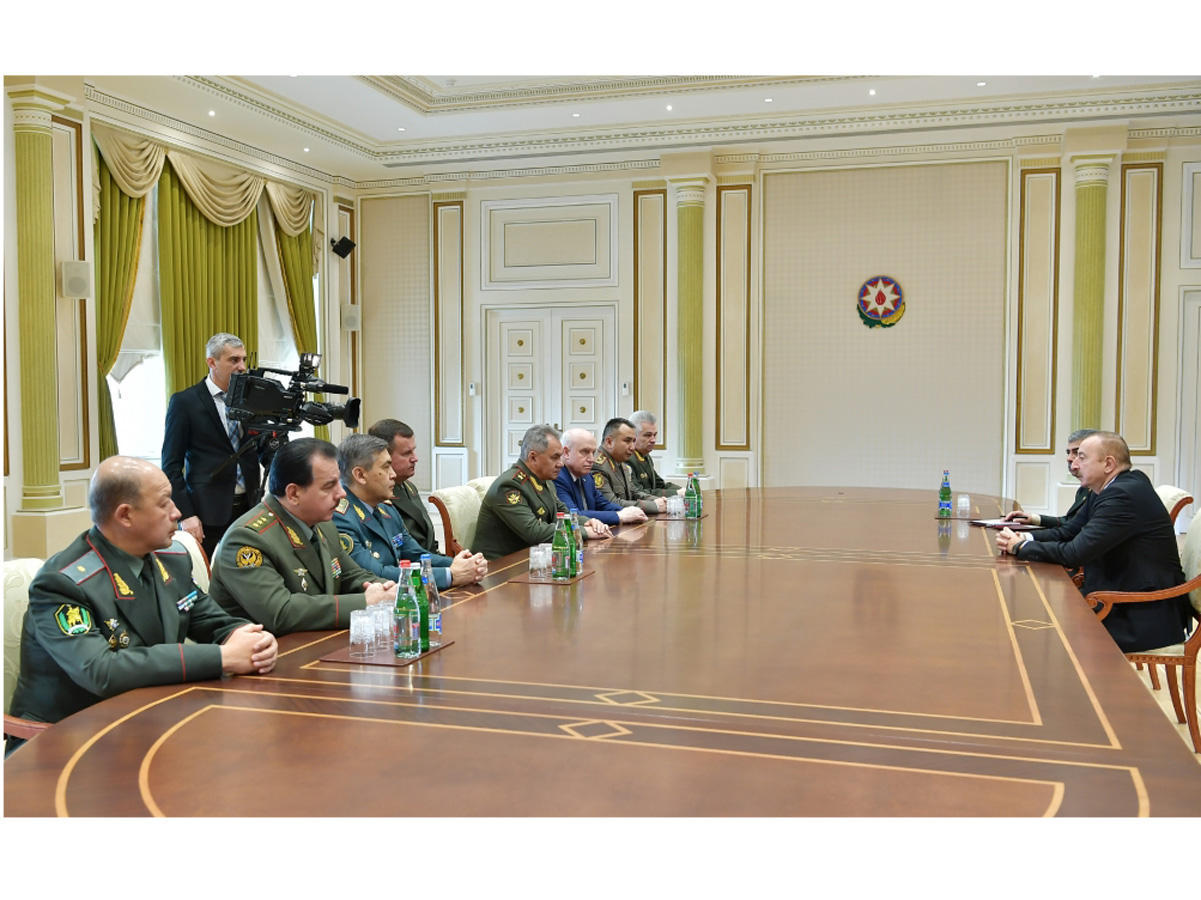 President Ilham Aliyev receives participants of CIS Council of Defense Ministers meeting [UPDATE]
