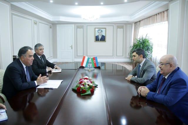 Azeri gold producer shares experience with Tajik company