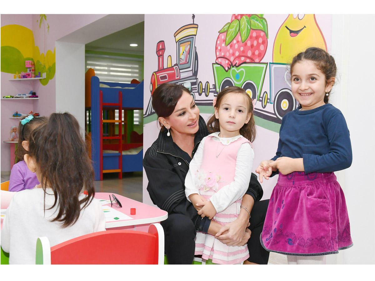 Azerbaijan's First VP visits orphanage-kindergarten in Baku's Narimanov district [PHOTO]