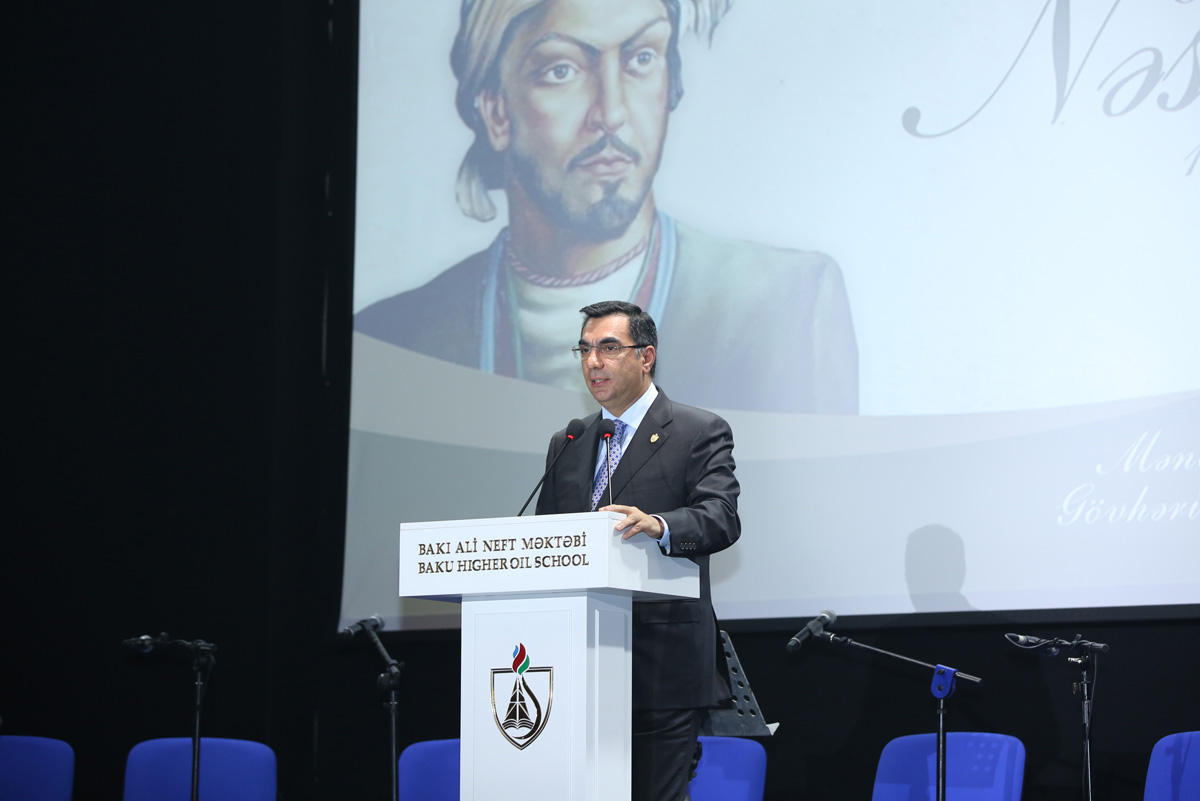 Baku Higher Oil School hosts literary and art evening dedicated to 650th anniversary of Nasimi [PHOTO]