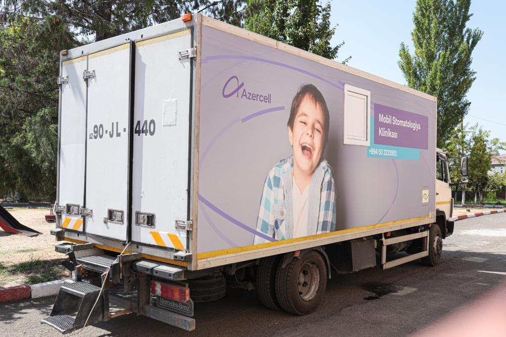 "Mobile Dental Clinic" of Azercell continues to organize free medical examinations [PHOTO]