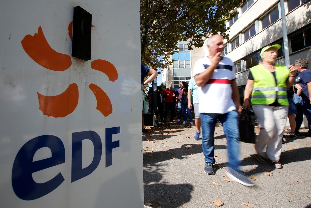 France's EDF expects six new nuclear reactors to cost 46 billion euros