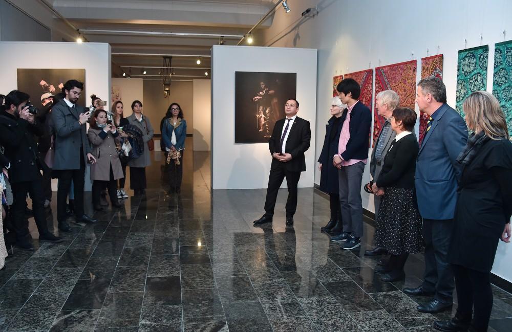 Int'l Biennial of Contemporary Art unites talented artists and photographs [PHOTO]