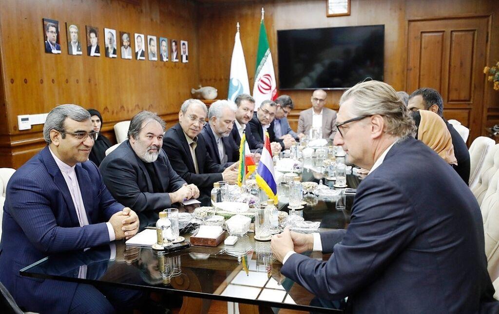 Iran, Netherlands mull cooperation in water, energy industries