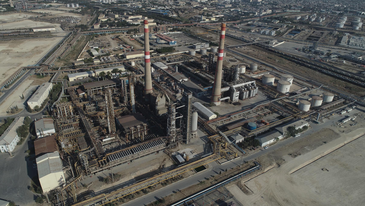 Territory of former Azerneftyag refinery to be included in Baku White City project [PHOTO]