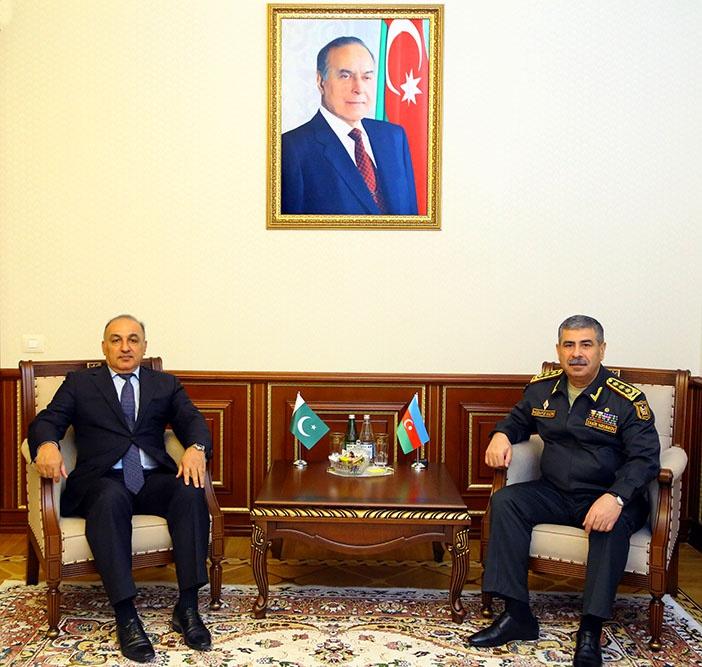 Azerbaijan, Pakistan eye military cooperation
