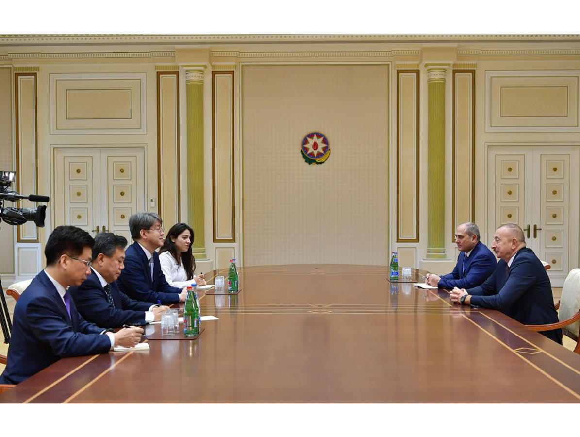 Azerbaijani president receives delegation led by commissioner of Statistics Korea [UPDATE]