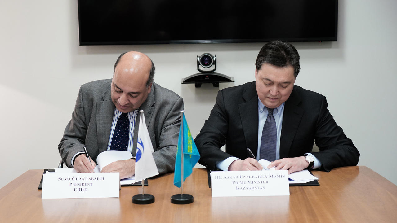 Kazakhstan, EBRD sign MoU on healthcare
