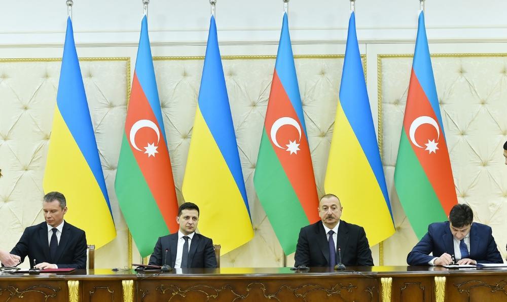 Azerbaijan, Ukraine sign bilateral documents [UPDATE]