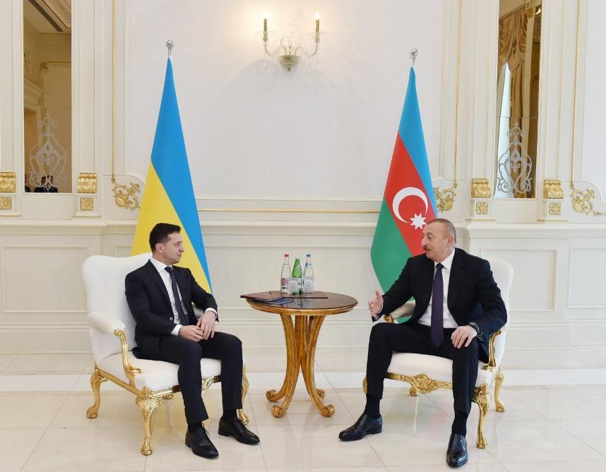 President Ilham Aliyev, President Volodymyr Zelensky hold one-on-one meeting [UPDATE]