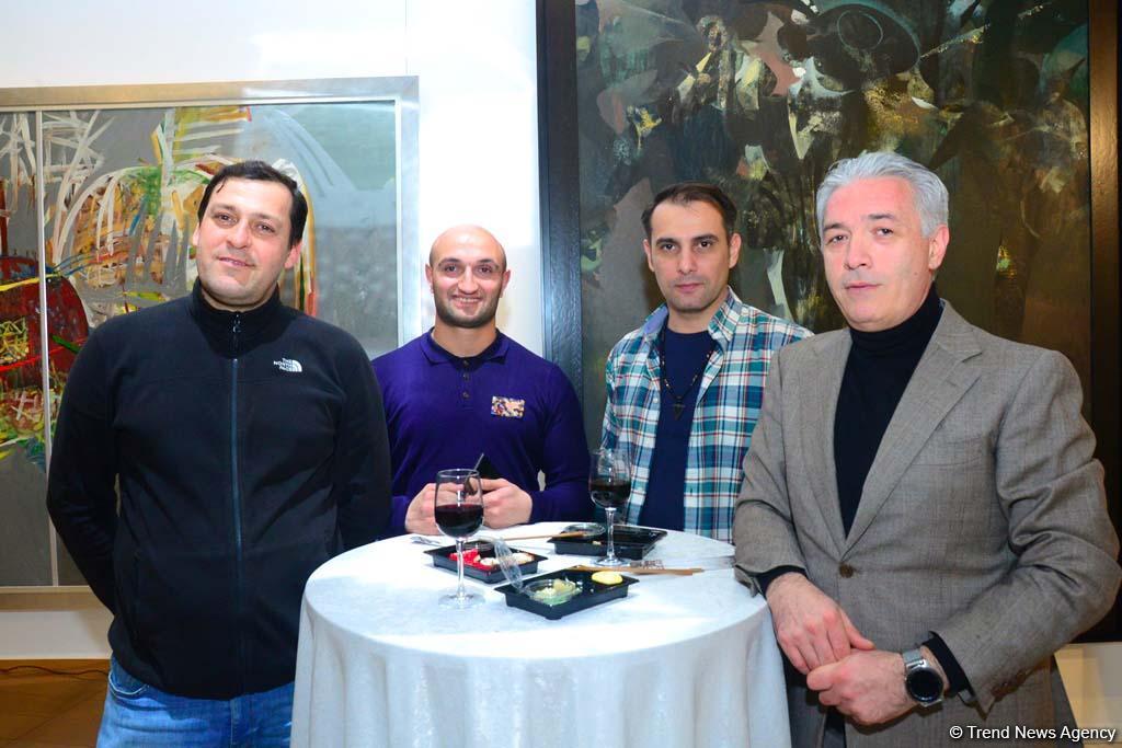 Charity exhibition opens in Baku [PHOTO] - Gallery Image