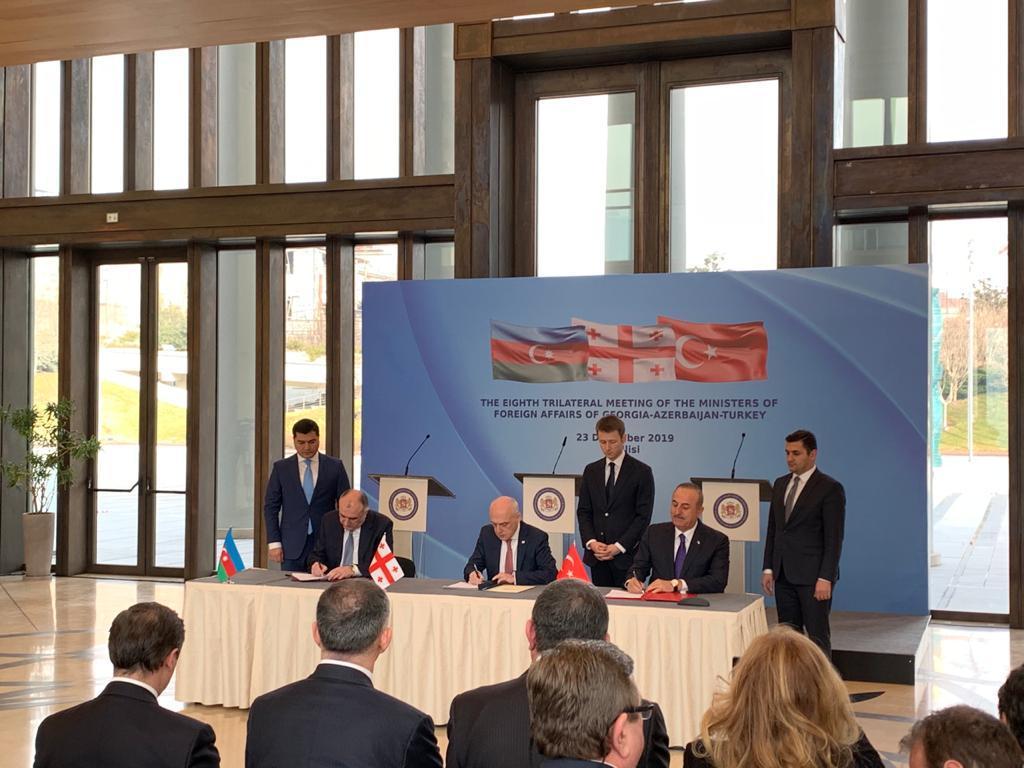 Azerbaijan, Georgia, Turkey mull joint transport projects [PHOTO]