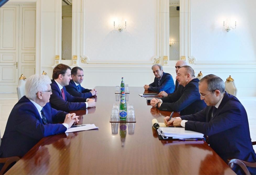 President Ilham Aliyev receives delegation led by Russian minister of economic development [PHOTO]