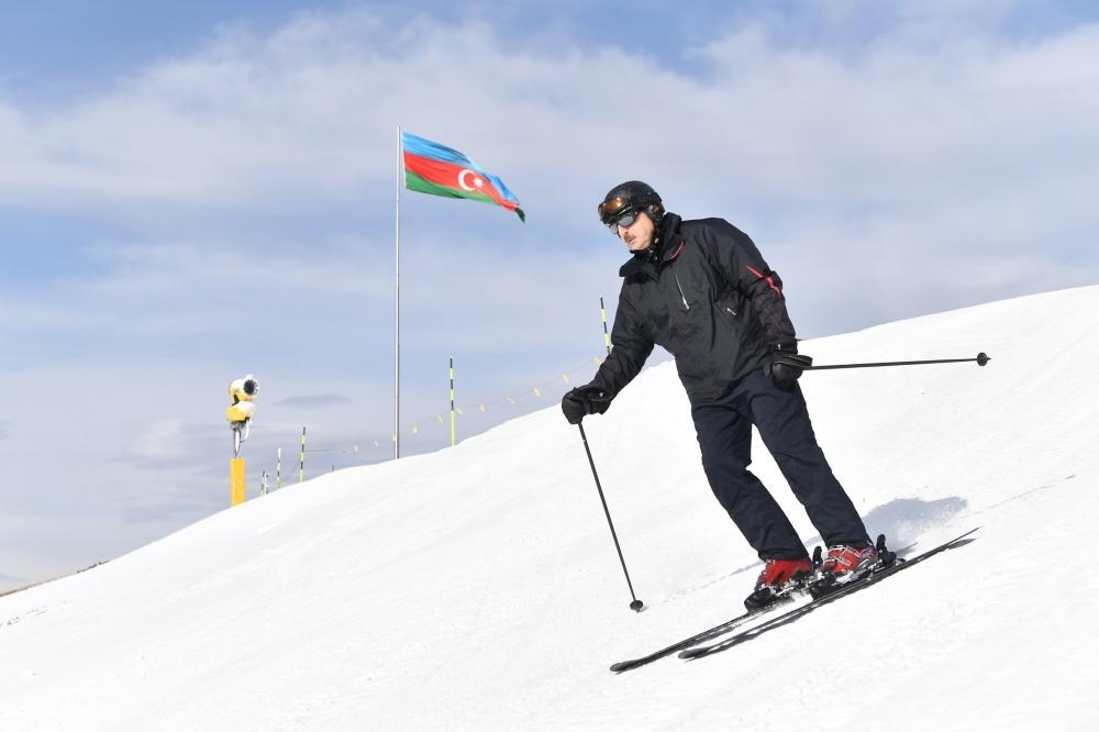 President Ilham Aliyev, First Lady Mehriban Aliyeva view work done at Shahdag Tourism Center [PHOTO/VIDEO]