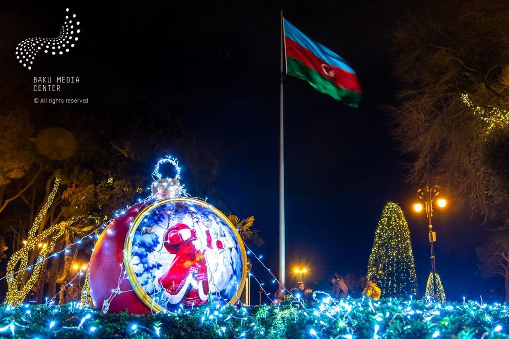 Baku Media Center makes special video about Baku preparing to celebrate New Year [PHOTO/VIDEO]