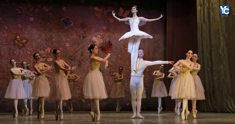 Nutcracker ballet: Clara's Christmas dream comes true [PHOTO]