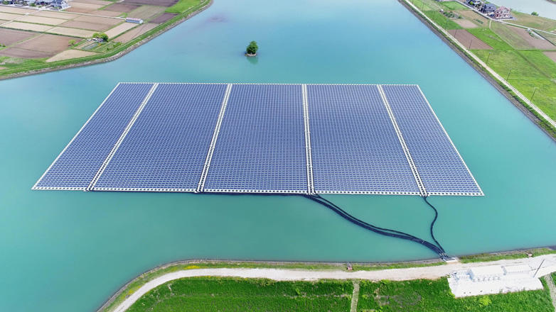 Azerbaijan to introduce floating solar panels