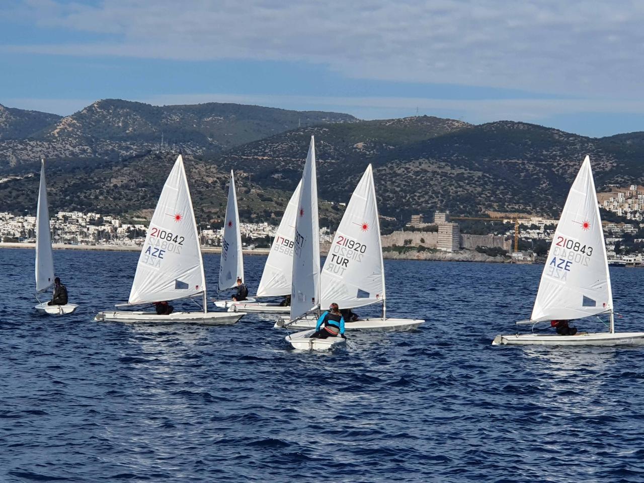 Azerbaijani yachtsmen win International Sailing Tournament