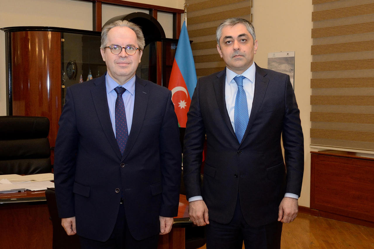 Azerbaijan, Latvia discuss co-op on ICT