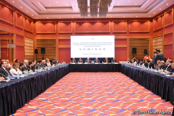 Azerbaijan CEC holds seminar for members of expert group