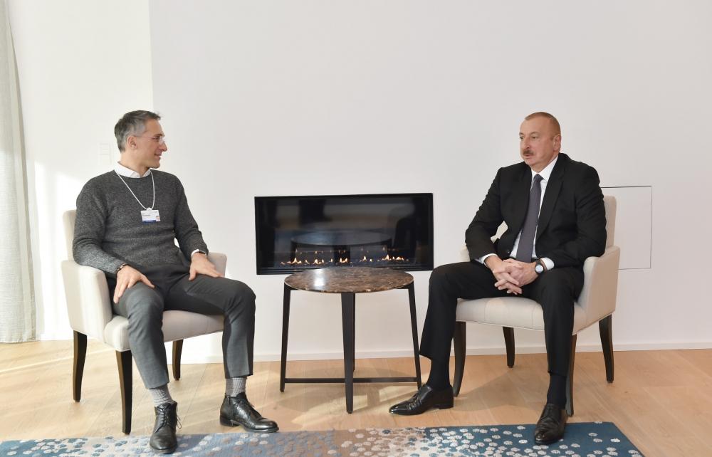 President Ilham Aliyev meets Chief Executive Officer of Signify in Davos [PHOTO]