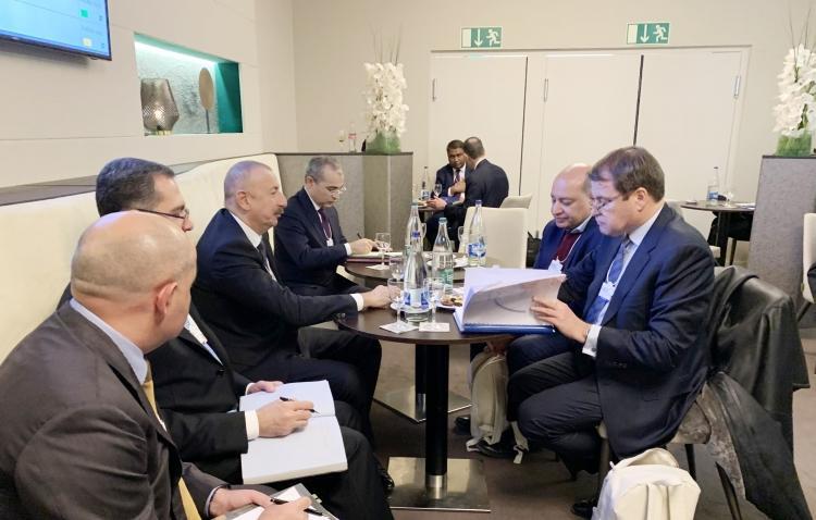 President Ilham Aliyev meets EBRD President in Davos