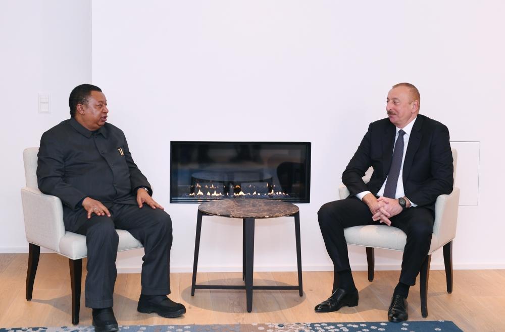 President Ilham Aliyev meets OPEC Secretary General in Davos [UPDATE]
