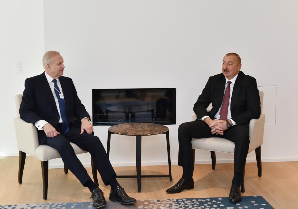Azerbaijani president meets BP Chief Executive Officer in Davos [UPDATE]
