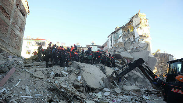 Azerbaijani officials in talks to provide assistance to Turkey over quake