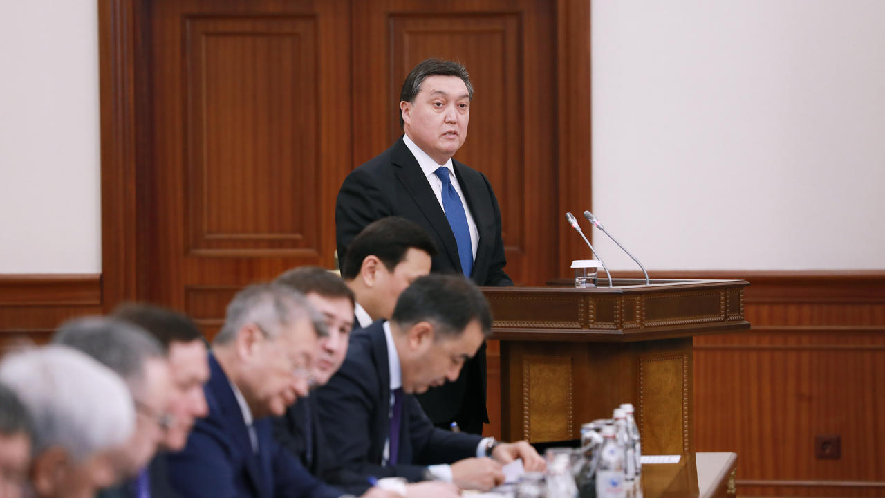 Kazakhstan set to boost economic growth by 4 pct