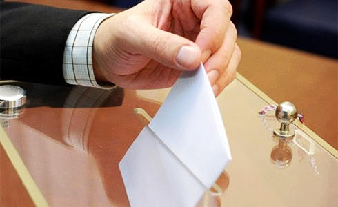 Ballots for parliamentary elections issued