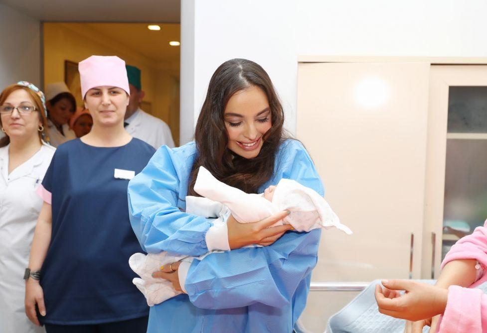 Heydar Aliyev Foundation provides hospital with new incubators [PHOTO]