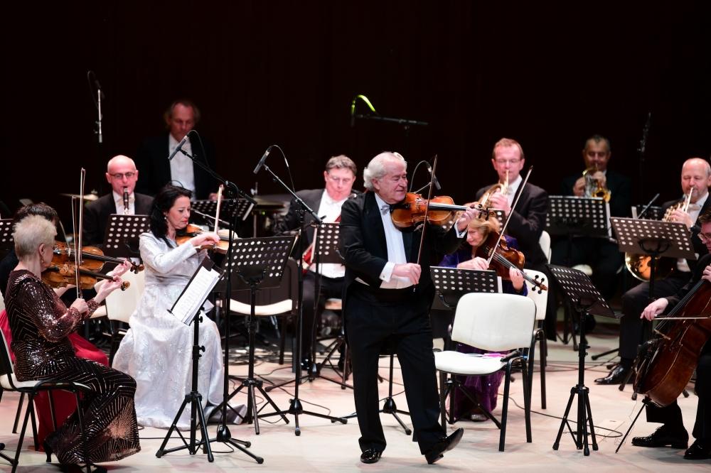 Vienna Strauss Festival Orchestra shines in Baku [PHOTO]