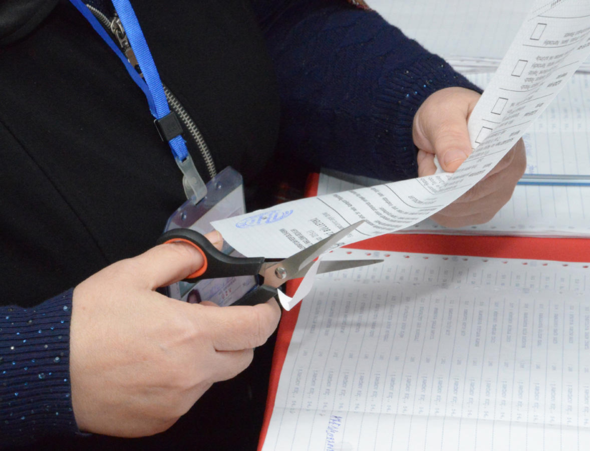 Azerbaijan's CEC annuls voting results from two constituencies