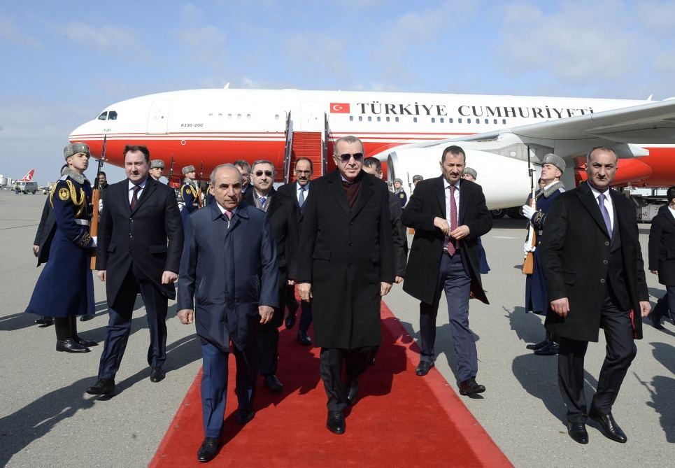 Turkish President arrives in Azerbaijan [PHOTO]