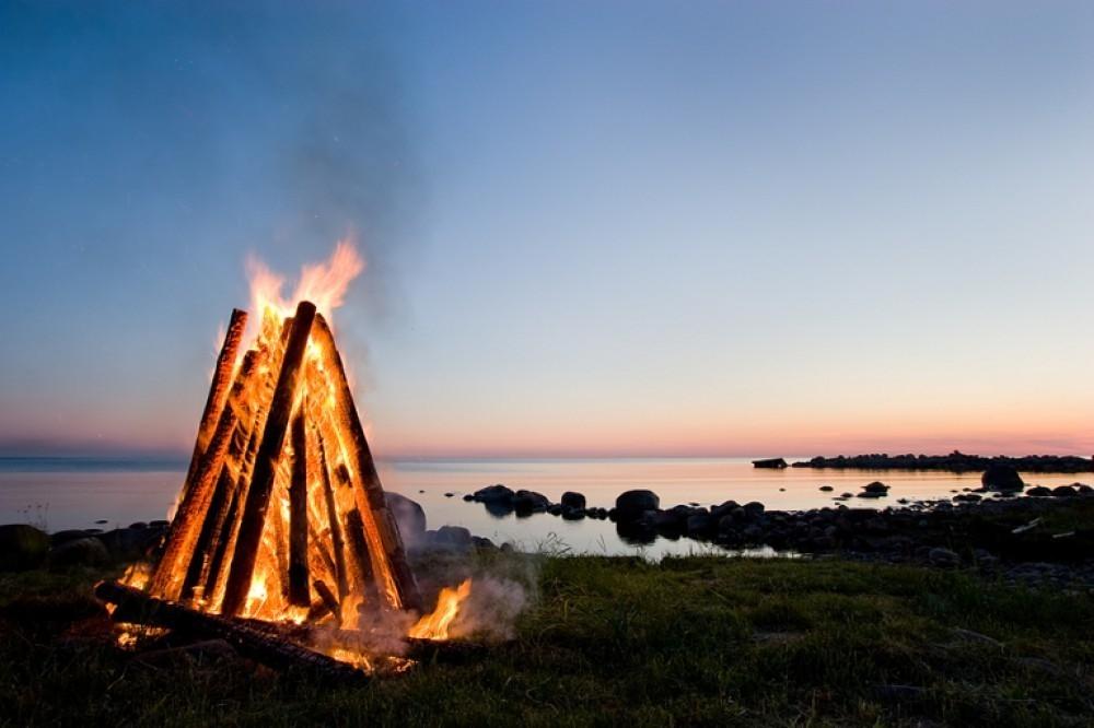 Azerbaijan celebrates Fire Tuesday