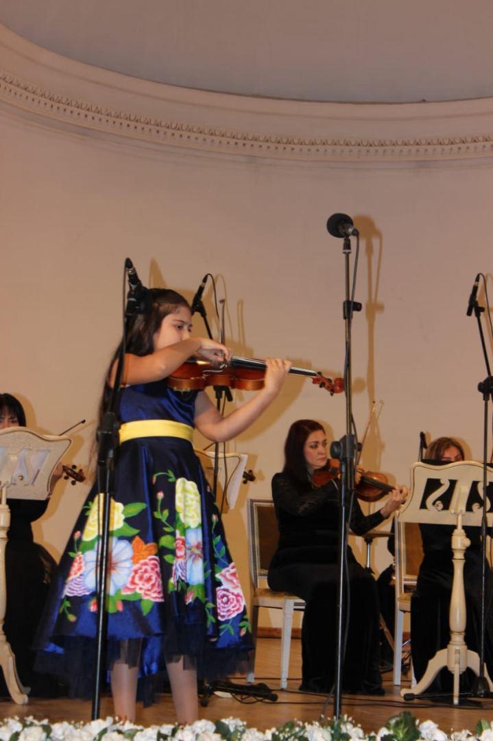 Women's Day marked at State Philharmonic Hall [PHOTO] - Gallery Image