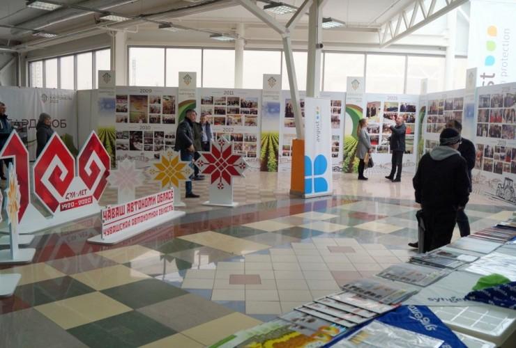 Azerbaijani delegation attends XII Interregional Exhibition in Russia [PHOTO]